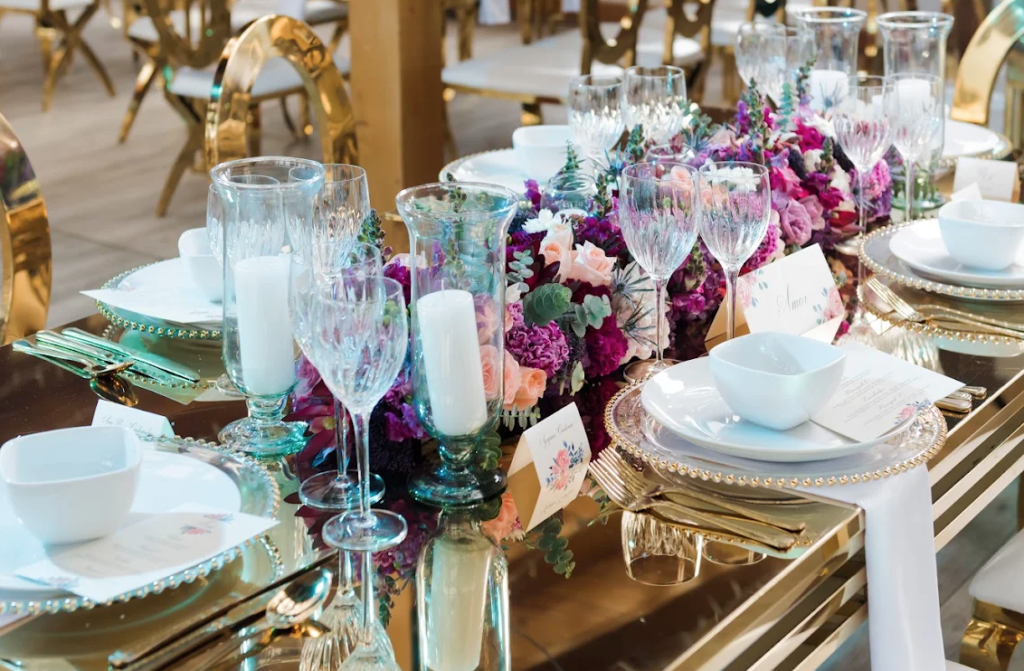 Sandra y su equipo como referentes organizadores de matrimonios en Bogotá con 30 años de experiencia.