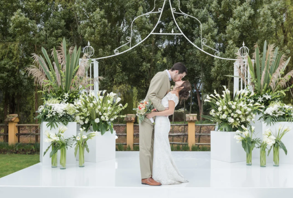 Decoración de bodas campestres en Subachoque en una hacienda de lujo con paisajes de la Sabana.